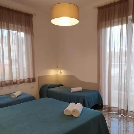 Maria 3* Castellabate